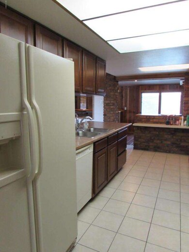 Kitchen 3