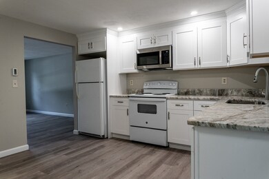 306 Aiken Ave unit 11, Lowell, MA 01850 - photo 2