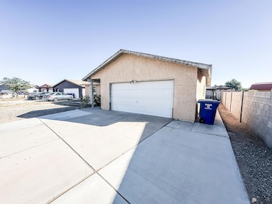 3845 S Cactus Wren Ln, Yuma, AZ 85365 - photo 2