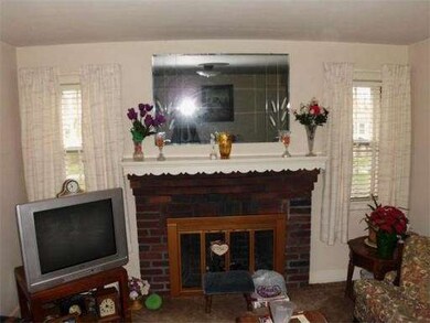 24 Johnson Ave, Peabody, MA 01960 - photo 6