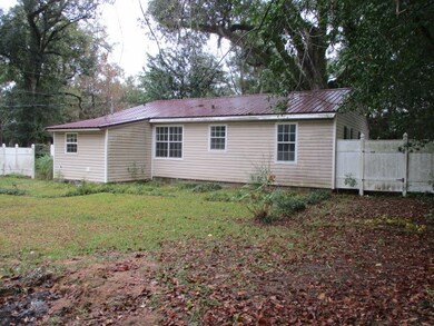 600 Mcnair St, Bainbridge, GA 39819 - photo 4