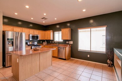 Kitchen / Breakfast Nook