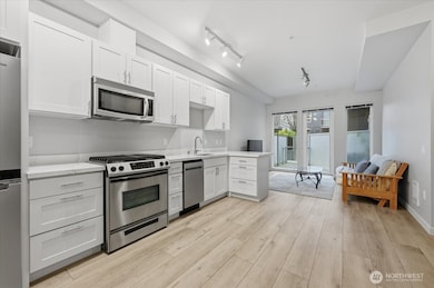 The Boulevard Bldg unit 108, Kirkland, WA 98033 - photo 3