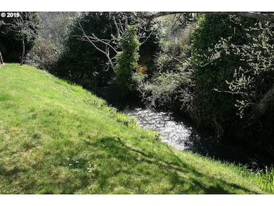 94306 6th St, Gold Beach, OR 97444 - photo 3