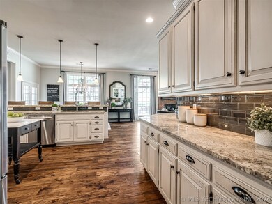 3009 Claremont Dr, Bartlesville, OK 74006 - photo 6