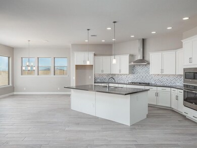 005_Kitchen & Dining