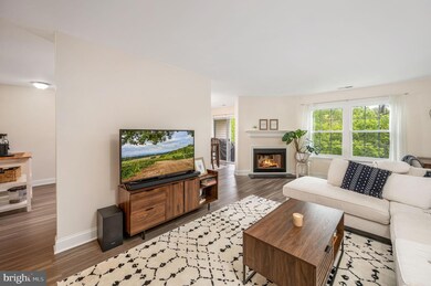 220 Windsor Ct unit 220, Glen Mills, PA 19342 - photo 4