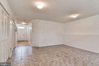 4146 Brown Bark Cir, Randallstown, MD 21133 - photo 3