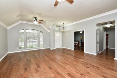 8218 Polished Stone Cir, Houston, TX 77095 - photo 5