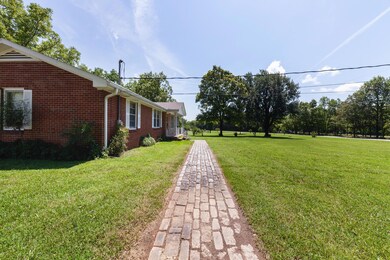875 Peyton Rd, Lebanon, TN 37087 - photo 5