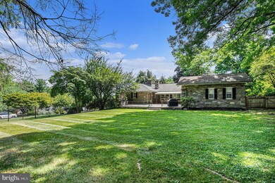 860 Thomas Rd, Lafayette Hill, PA 19444 - photo 3