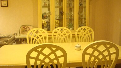 71 Mills Ave, Staten Island, NY 10305 - photo 2