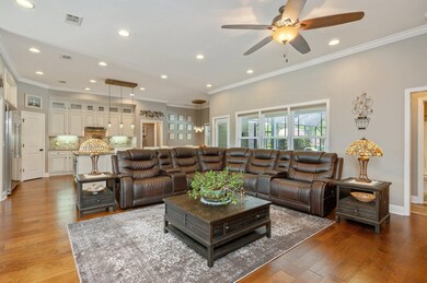 15-web-or-mls-5515 Frontier Dr-08