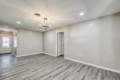 7702 Yoe St, Houston, TX 77016 - photo 6