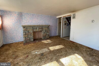 335 Bigley Ave, Halethorpe, MD 21227 - photo 4