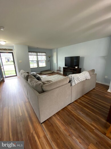 283 Singleton Way, Martinsburg, WV 25403 - photo 4