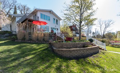 7180 Cascade Rd SE, Grand Rapids, MI 49546 - photo 2