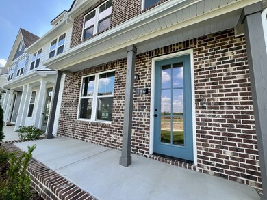 146 Valentine Aly, Nashville, TN 37218 - photo 2