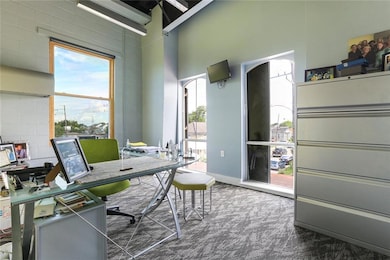 5130 Tchoupitoulas St, New Orleans, LA 70115 - photo 6