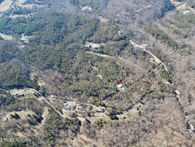 1803 Elkins Rd, Kodak, TN 37764 - photo 5