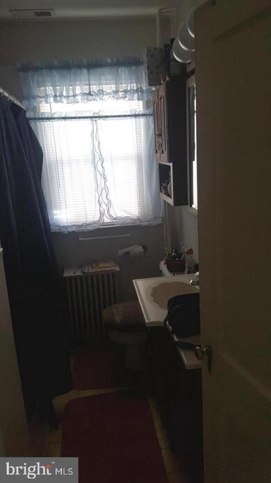 5536 Willys Ave, Halethorpe, MD 21227 - photo 5