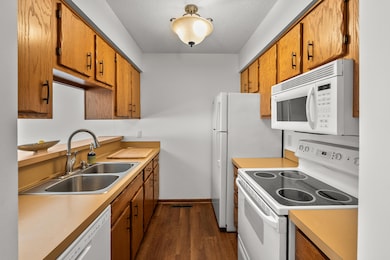 2177 Quail Run Dr, Kalamazoo, MI 49009 - photo 6