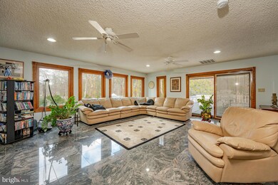 953 Chestnut Ave, Woodbury, NJ 08096 - photo 2