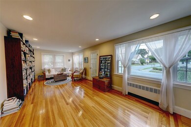 348 Sharon St, Providence, RI 02908 - photo 4