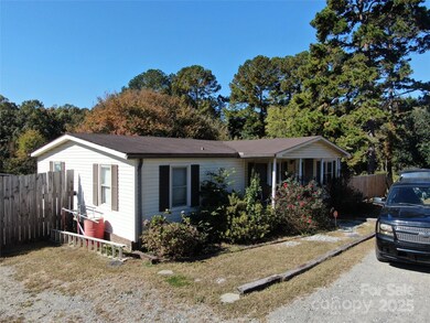 1711 W C St, Kannapolis, NC 28081 - photo 6