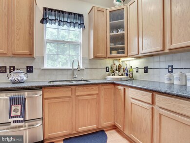 1594 Chapman Rd, Crofton, MD 21114 - photo 6