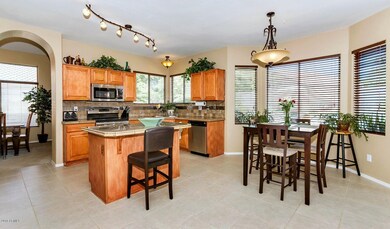 13006 W Valentine Ave El-large-007-28-Ki