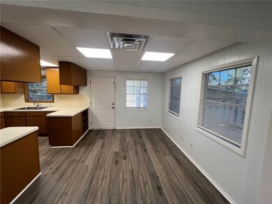 11106 N Dowling Rd, College Station, TX 77845 - photo 4