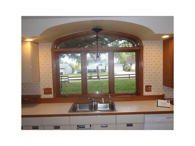 Kitchen. Wonderful Details in the Crank Open Windo