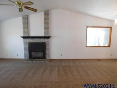 1890 Cunningham Ln S, Salem, OR 97302 - photo 3