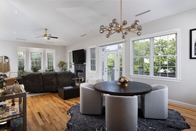 229 Victory Rd unit 229, Quincy, MA 02171 - photo 5