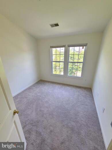 10 Rosebay Ct, Germantown, MD 20874 - photo 3