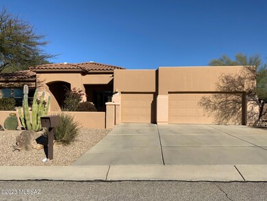 3-car Garage