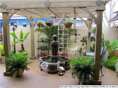 pergola