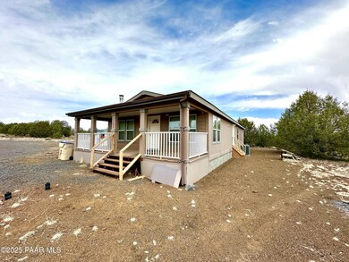 1605 W Ridgeview Dr, Ash Fork, AZ 86320 - photo 2