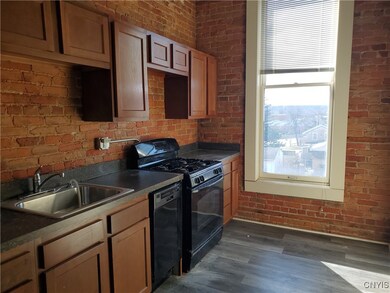 813 A N Salina St, Syracuse, NY 13208 - photo 4