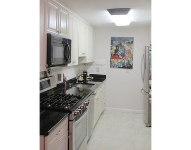 1216 Vfw Pkwy unit 42, West Roxbury, MA 02132 - photo 5