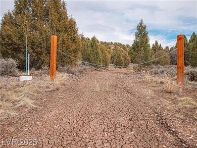 4300 N Moquie Ct, Alton, UT 84710 - photo 2