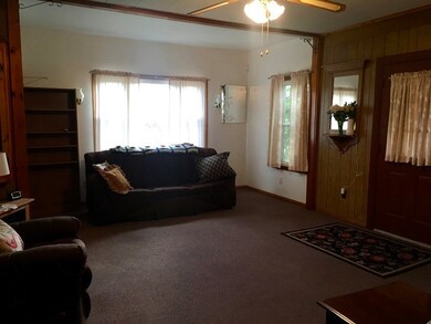 864 N Woodstock Rd, Southbridge, MA 01550 - photo 6