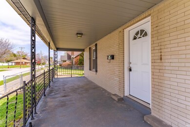 211 E Monroe St, Princeton, IN 47670 - photo 6