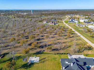 8313 W Landings Rd, Pecan Plantation, TX 76049 - photo 7