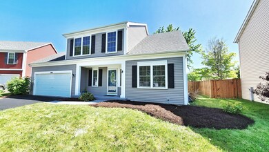 1001 Cortney Cir, Carpentersville, IL 60110 - photo 2