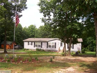 Exterior Front. Located on a Rural Country Road within minuets of Stone Mountain State Park, Blue Ridge Parkway, Roaring River, New River, Mitchell River, Yadkin River, Golfing, Fishing, Hiking, Camping, canoing, Tubing, Kayaking, Wineries, and Vineyards.