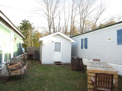 11 Dublin St, Gorham, NH 03581 - photo 2