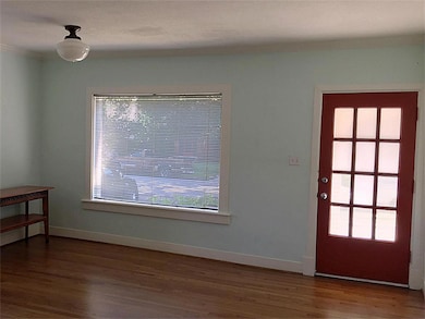 1627 Hawthorne St, Houston, TX 77006 - photo 7