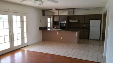 Kitchen 2 (3127)